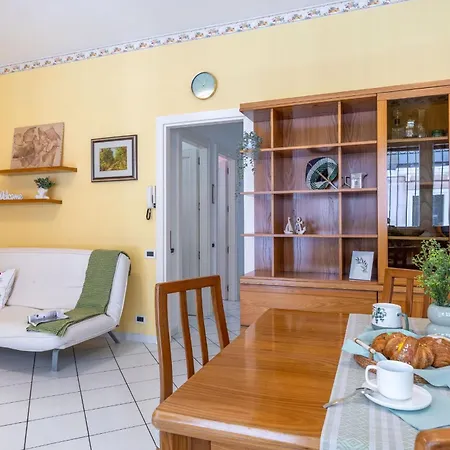 Italian Experience- Oltremare Porto Recanati