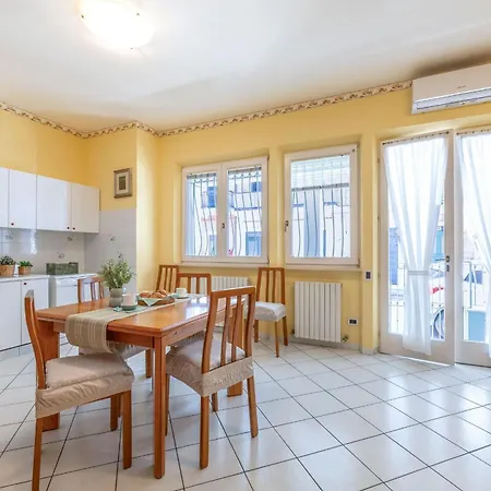 Апартаменты Italian Experience- Oltremare *